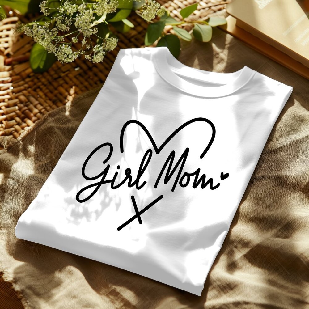 GIRL MOM GRAPHIC TEE - Picture 3 of 4